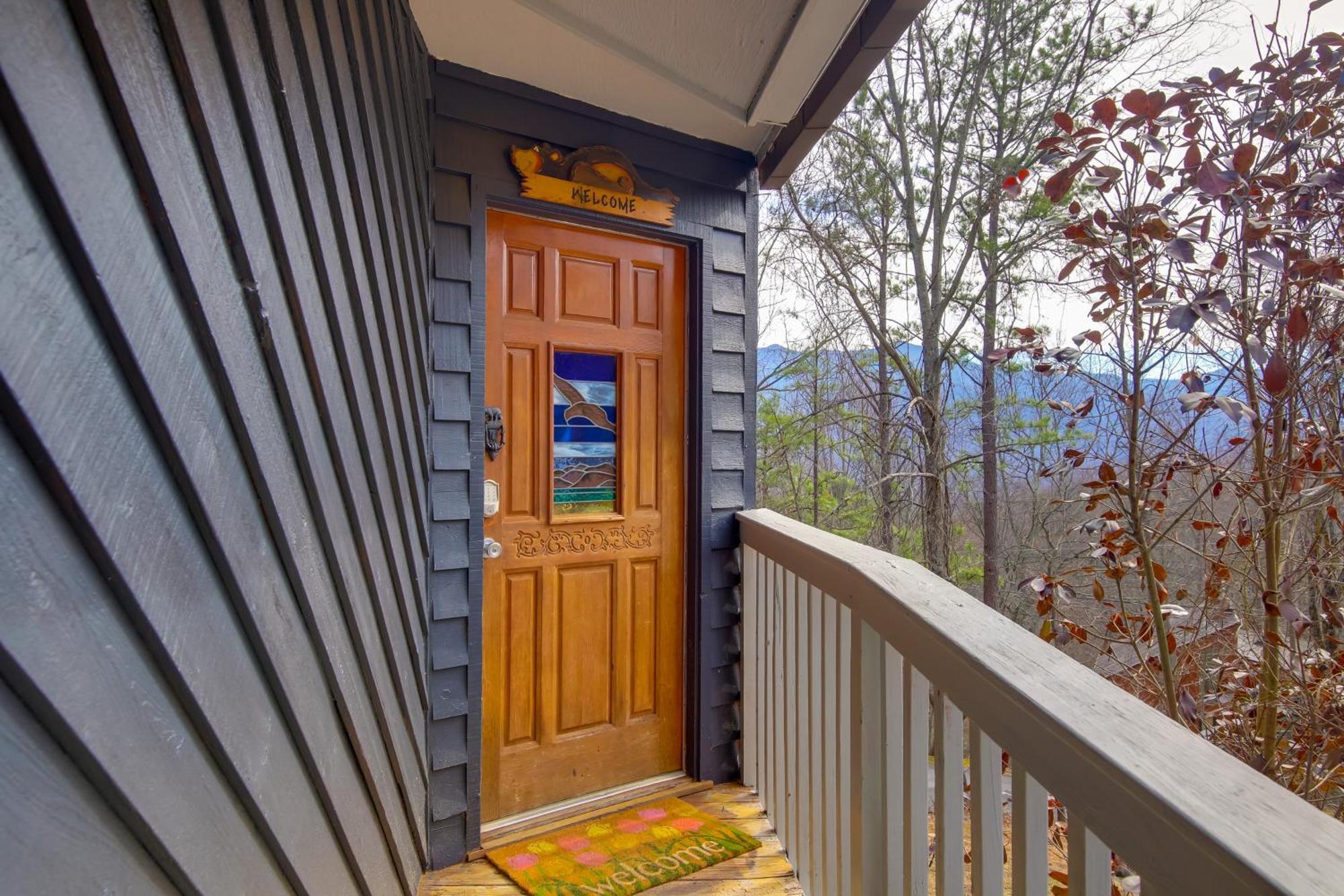 Gatlinburg Mountain Cabin With Hot Tub, Deck And Games Exterior foto